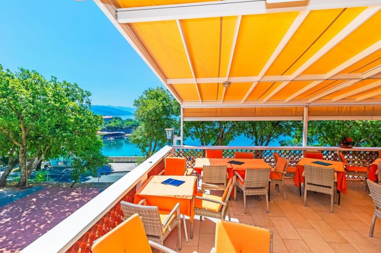 Rooms And Restaurant Danica Povile Exterior foto